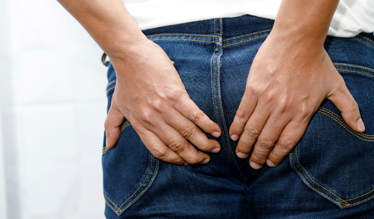Qual a diferença entre fístula e hemorroida?